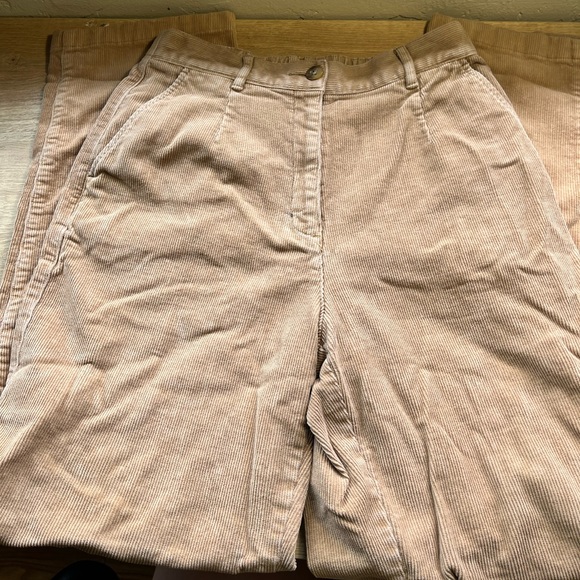 LLBean Corduroy peach pants with stretch waist in back - Picture 1 of 3